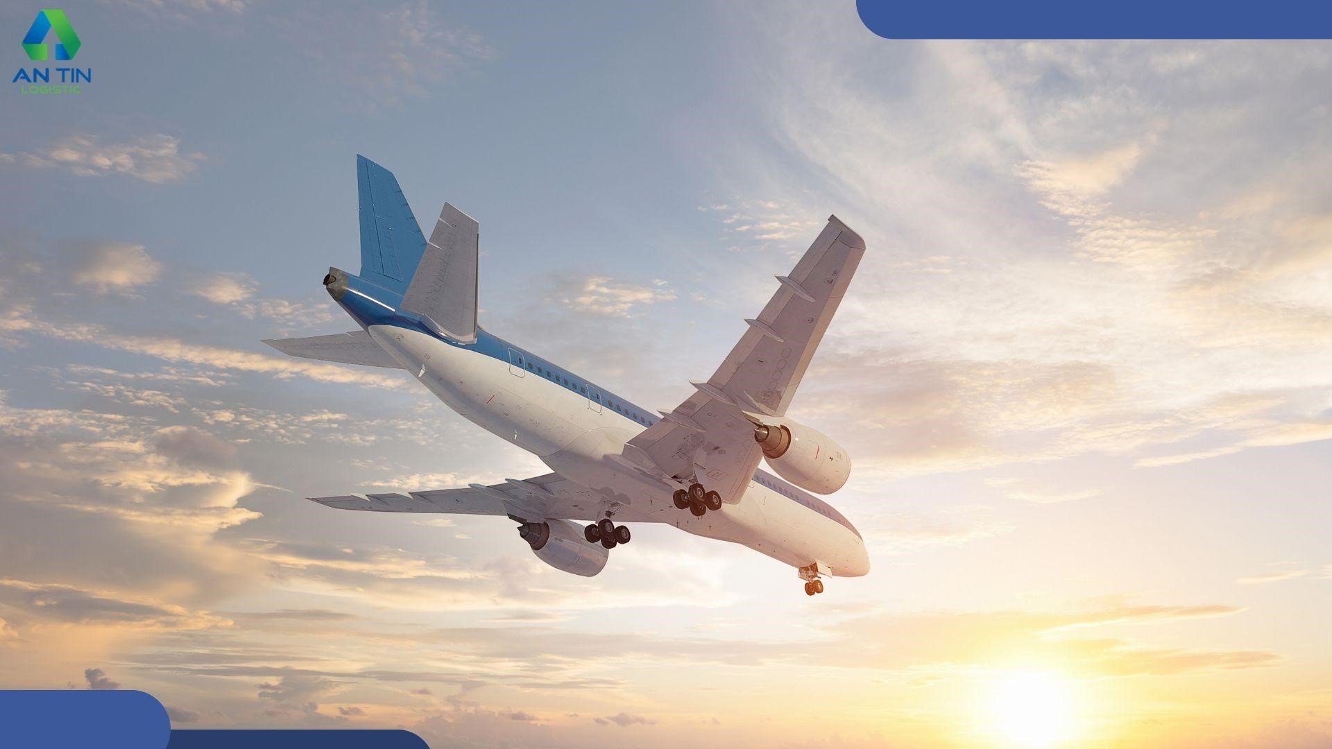 Dịch vụ vận chuyển hàng hóa bằng đường hàng không nội địa mang đến những lợi ích nào?