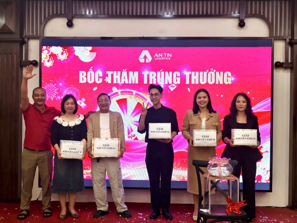 The lucky draw added excitement and a sense of closeness, bringing the celebration to life.